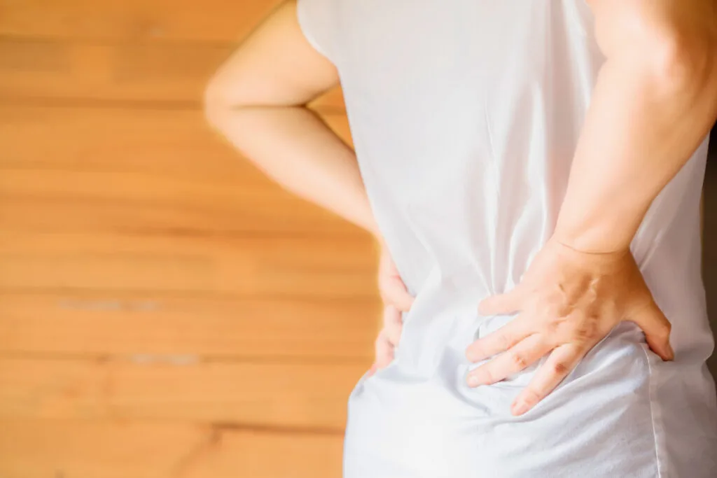 Come Affrontare il Dolore Lombare Cronico - Terapie e Consigli - Studio Palmas