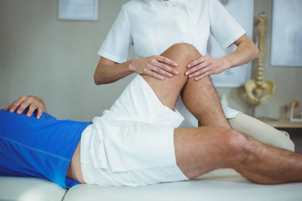 L'Importanza della Fisioterapia nel Trattamento delle Patologie del Ginocchio - Studio Palmas