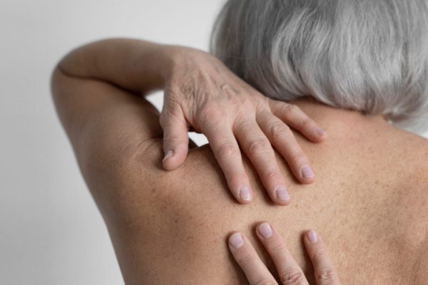 Fattori di Rischio e Prevenzione dell'Osteoporosi Spinale - Studio Palmas